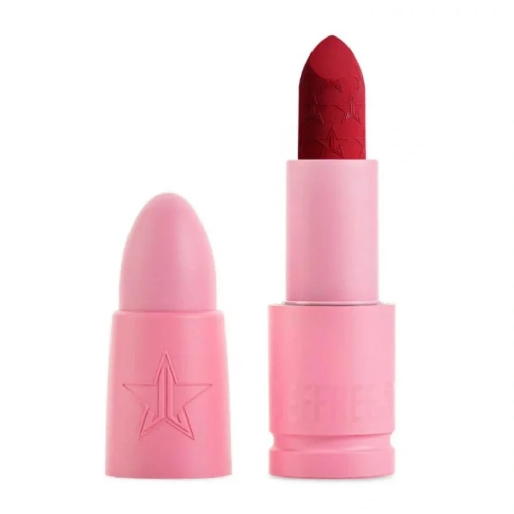 🪷 NIB Jeffree Star Velvet Trap Lipstick- RedRum